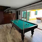 With Pool In The Heart Of Oura - بيت للعطل *