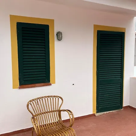 With Pool In The Heart Of Oura - Feriehus *