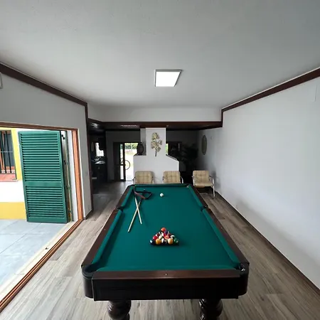 Feriehus With Pool In The Heart Of Oura -