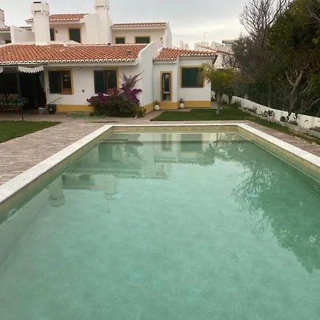 With Pool In The Heart Of Oura - Feriehus Albufeira