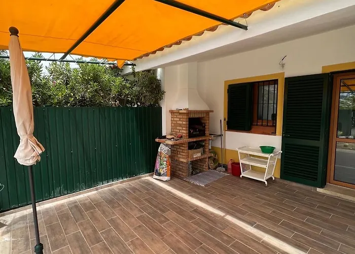 With Pool In The Heart Of Oura - * アルブフェイラ