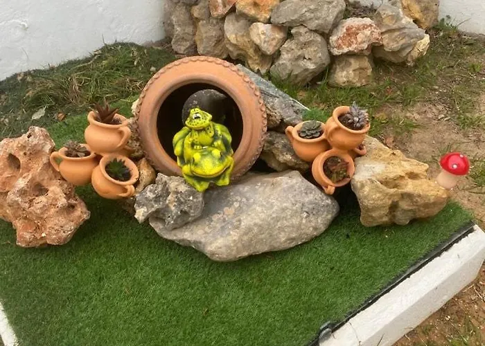 With Pool In The Heart Of Oura - 別荘