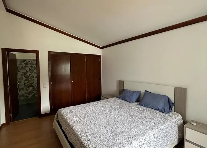 With Pool In The Heart Of Oura - アルブフェイラ